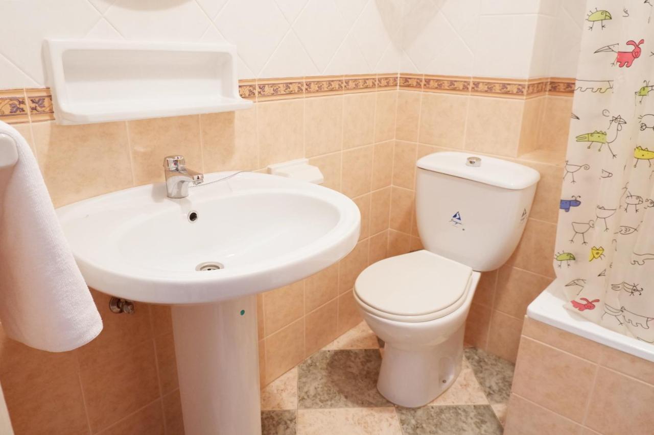 Apartamentos Santiago Lanjaron Ngoại thất bức ảnh