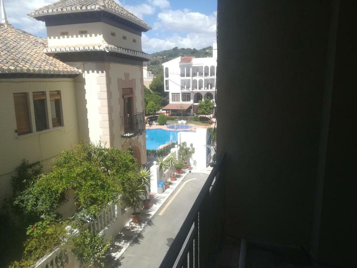 Apartamentos Santiago Lanjaron Ngoại thất bức ảnh